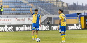 Ο "κιτρινομπλέ" μαραθώνιος: Κάθε 4-5 μέρες ματς