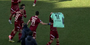 Η ξεχωριστή αφιέρωση του captain Μπουλούλη στον Αγγελίδη (video)