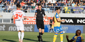 Παπαπέτρου και Ευαγγέλου έκλεισαν τα... μάτια στην αποβολή του Τιναλίνι