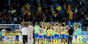 Ο κόσμος αποθέωσε τους μαχητές του Αντωνόπουλου (vid)