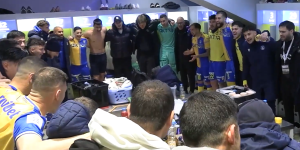 Ο χορός στη βροχή, οι έξαλλοι πανηγυρισμοί και η παρακάμερα από την "τριάρα"