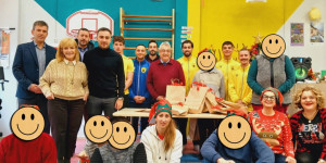 Επίσκεψη της διοίκησης και του ποδοσφαιρικού τμήματος της ΑΕΚ ΤΡΙΠΟΛΗΣ στο ΚΔΑΠ ΑΜΕΑ Τρίπολης