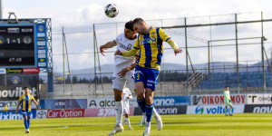 Ο... δεξιός μπακ Χουχουμής