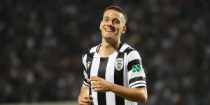 Χαμόγελα για Κωνσταντέλια στον ΠΑΟΚ - Στάση αναμονής για Κένι και Ντεσπόντοφ